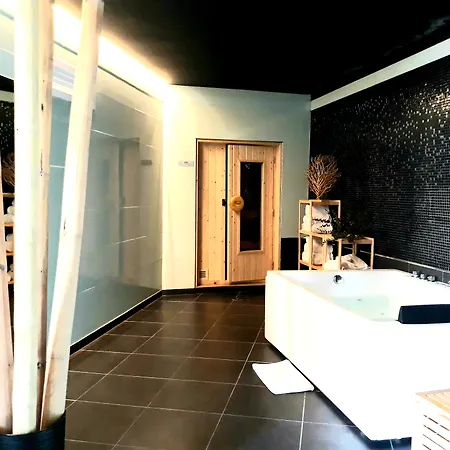Hotell Aquahotel 4*